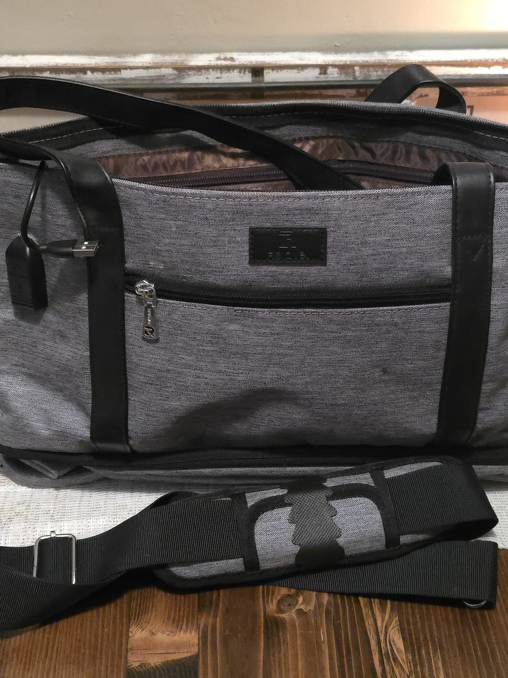 Gray Tote Bag with Insulated Lunch Compartment and Shoulder Strap